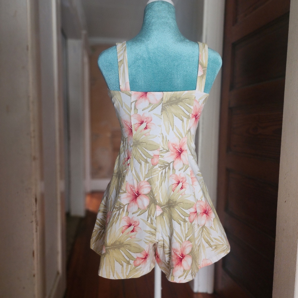 Forever 21 Tropical Floral Print Romper - Picture 3 of 9